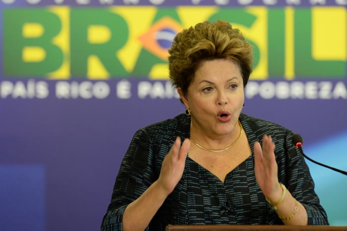 intervención estatal no logra frenar devaluación en brasil